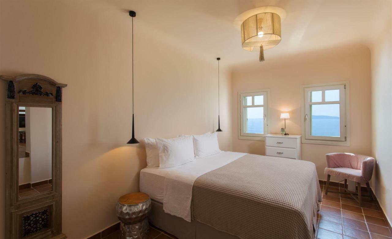 Villa Itis Luxury Suite With Balcony, Panoramic View & Jacuzzi Neápolis Eksteriør billede
